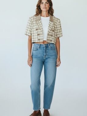 Vintage Cropped Beige Plaid Blazer with Suede-Look Collar & Gold Buttons.